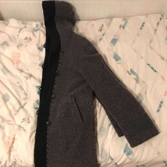 Wool Trench Coat - Picture 3 of 8